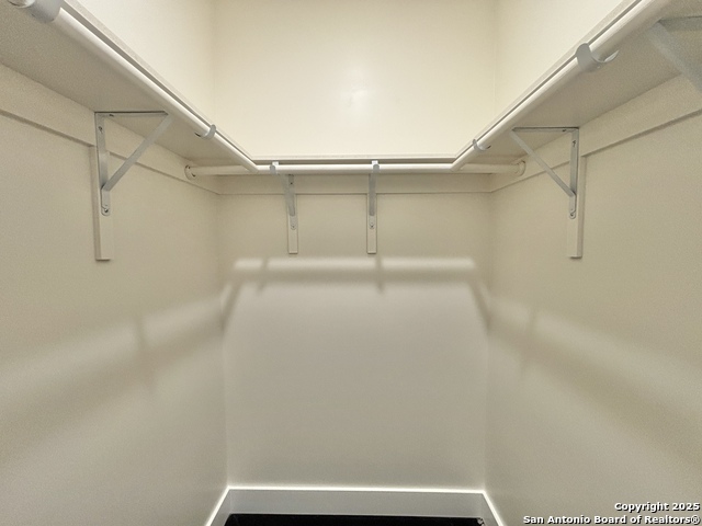 Image 19 of 23 For 329 Canyon Springs