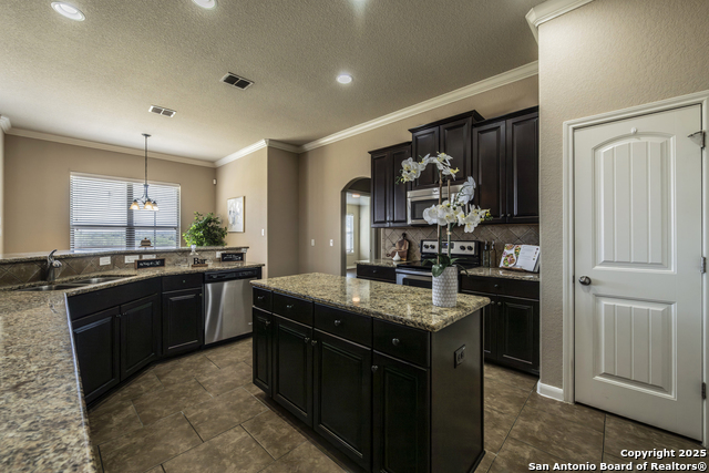 Listing photo id 14 for 13214 Compass Rose