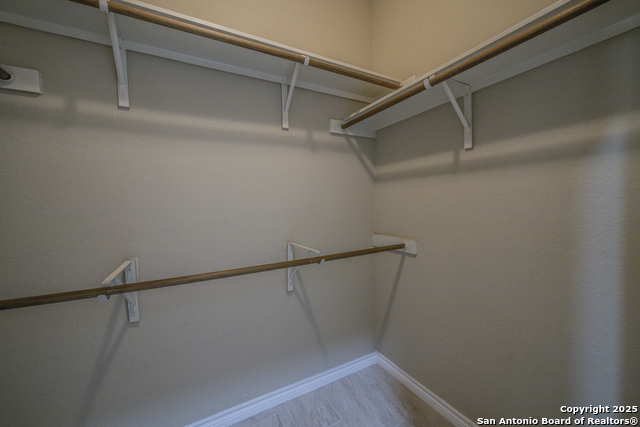 Listing photo id 28 for 13214 Compass Rose