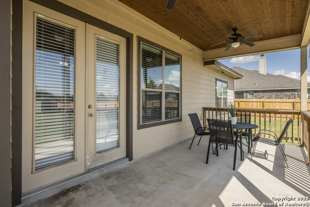 Listing photo id 29 for 13214 Compass Rose