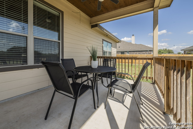 Listing photo id 30 for 13214 Compass Rose