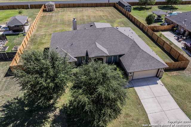 Listing photo id 34 for 13214 Compass Rose