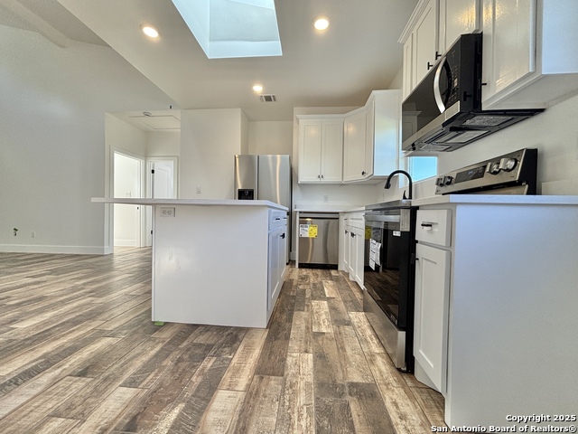 Listing photo id 11 for 227 Canyon Springs