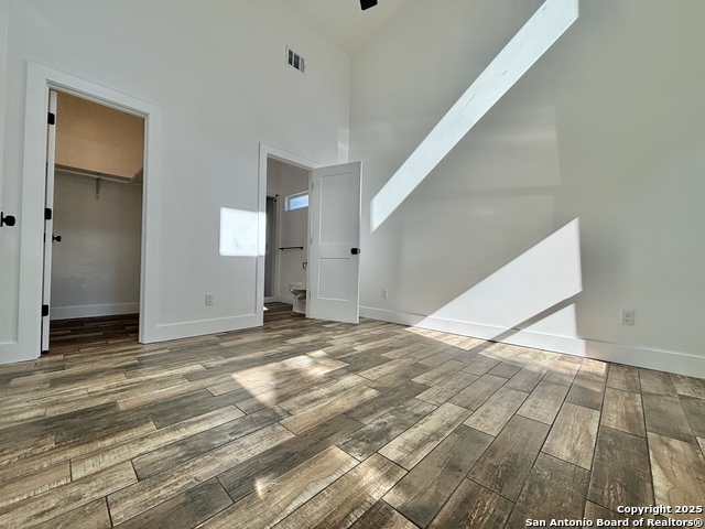 Listing photo id 12 for 227 Canyon Springs