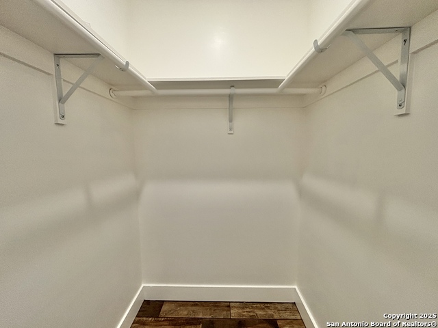 Listing photo id 13 for 227 Canyon Springs