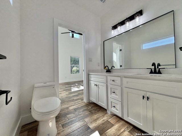 Listing photo id 16 for 227 Canyon Springs