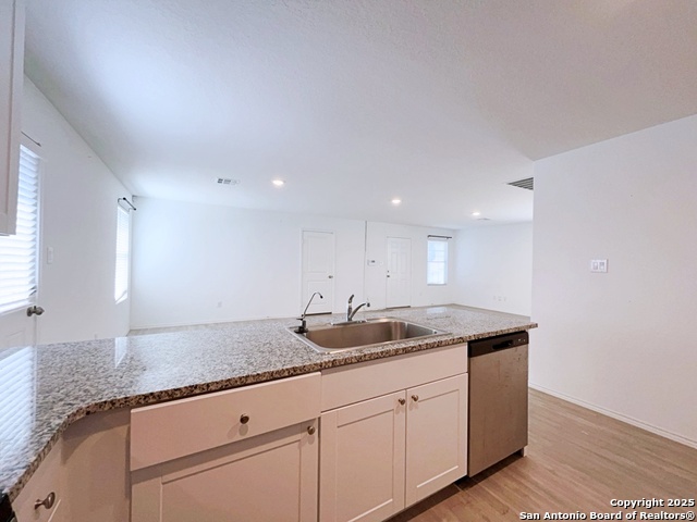 Listing photo id 11 for 20362 Agate Ridge