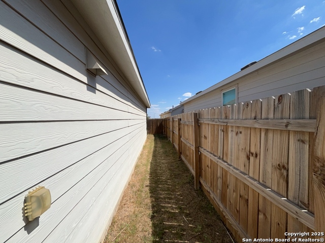 Listing photo id 24 for 20362 Agate Ridge