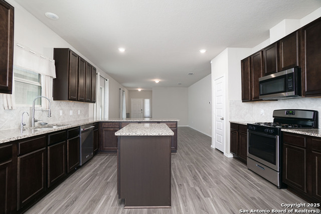 Image 8 of 26 For 5510 Daniel  