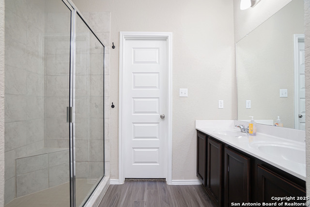 Image 13 of 26 For 5510 Daniel