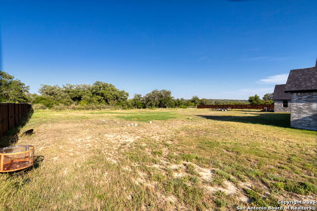 Listing photo id 26 for 187 Stone Loop