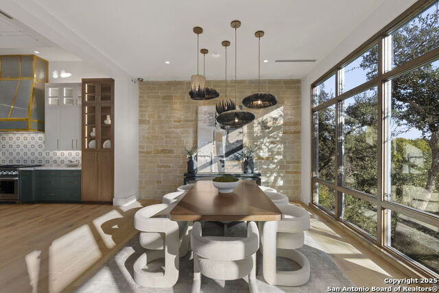 Listing photo id 17 for 24627 Cliff Line Dr