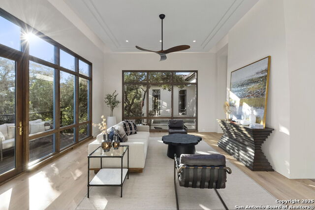 Listing photo id 19 for 24627 Cliff Line Dr