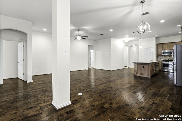 Image 11 of 25 For 25741 Two Springs