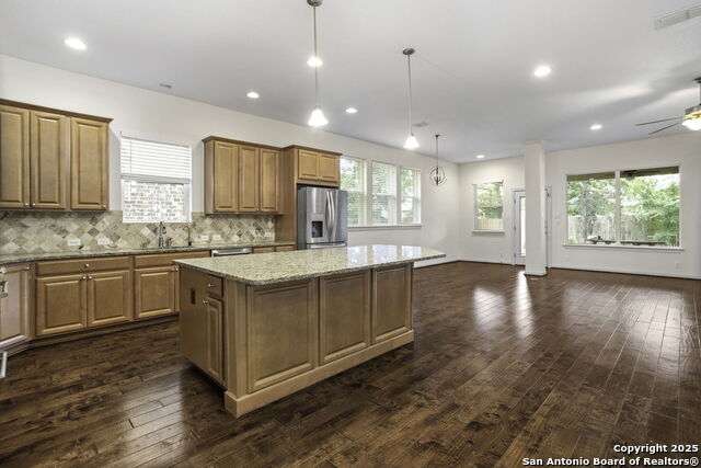 Image 6 of 25 For 25741 Two Springs