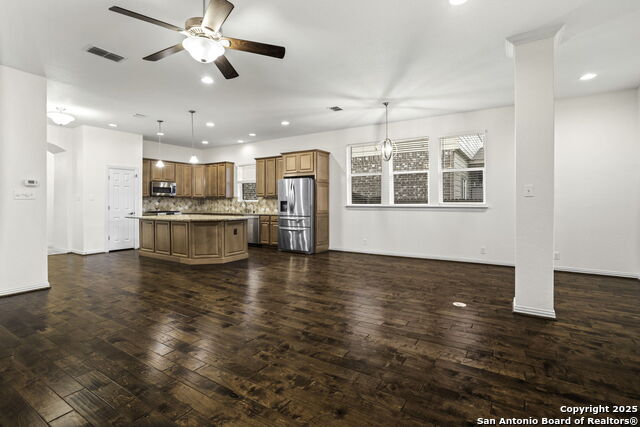 Image 9 of 25 For 25741 Two Springs