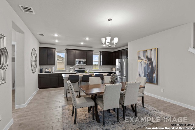 Image 19 of 49 For 3704 Isaac Dr