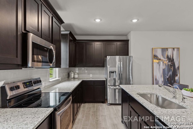 Image 25 of 49 For 3704 Isaac Dr