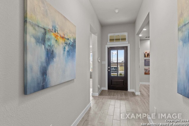 Image 7 of 49 For 3704 Isaac Dr