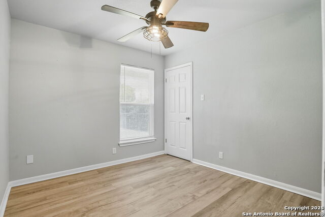 Image 14 of 25 For 1327 Colima St