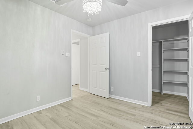 Image 18 of 25 For 1327 Colima St