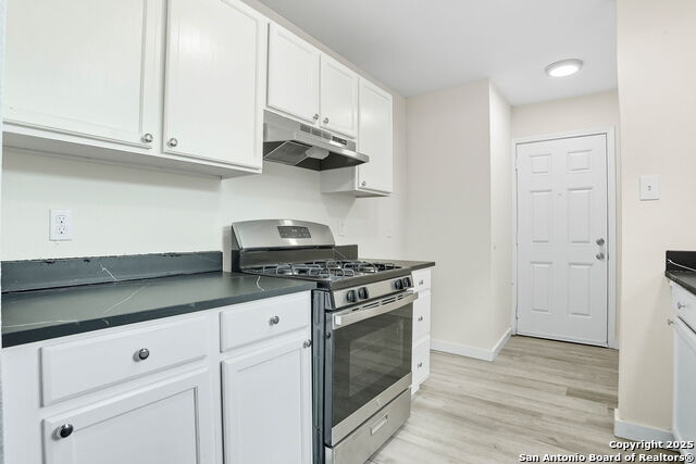 Image 20 of 25 For 1327 Colima St