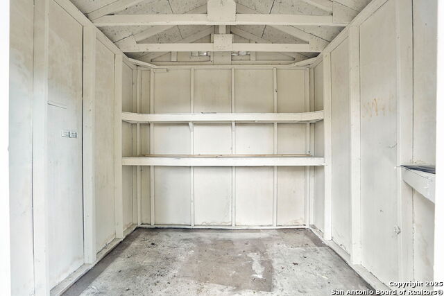 Image 24 of 25 For 1327 Colima St