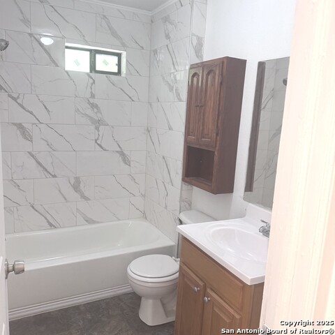 Image 3 of 13 For 521 Walton Ave