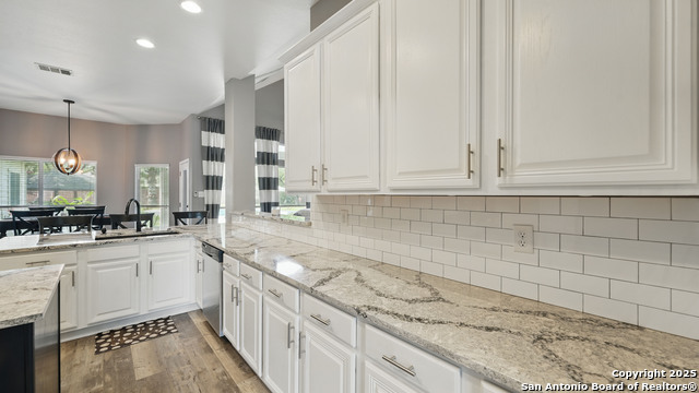 Image 25 of 91 For 14534 Gunter Ave