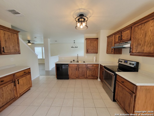 Image 5 of 14 For 11018 Dublin Fld