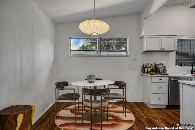 Image 13 of 25 For 318 Rosewood W