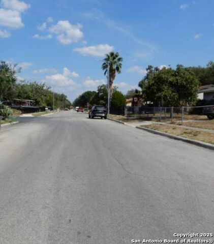 Image 5 of 5 For 2710 Pollote St