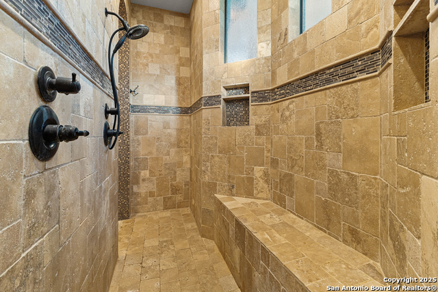 Listing photo id 22 for 324 Heavens Way