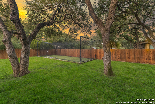 Listing photo id 39 for 324 Heavens Way