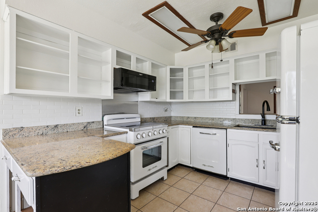 Image 12 of 61 For 4380 Bear Springs