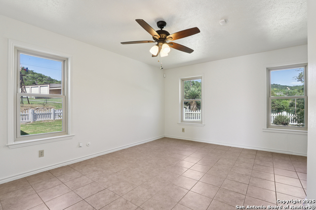 Image 15 of 61 For 4380 Bear Springs