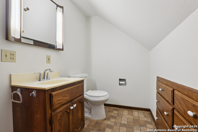 Image 28 of 61 For 4380 Bear Springs