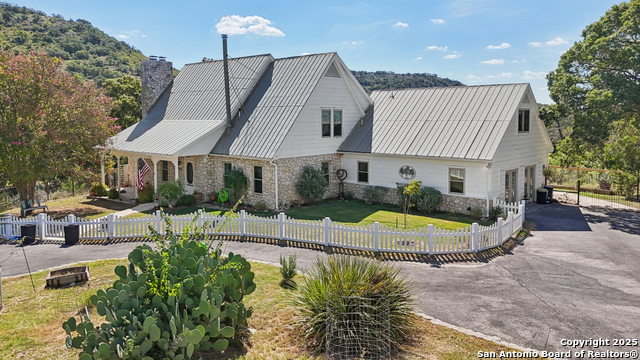 Image 45 of 61 For 4380 Bear Springs