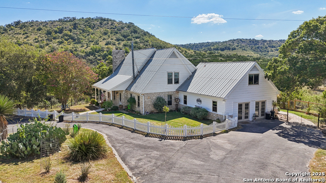 Image 46 of 61 For 4380 Bear Springs