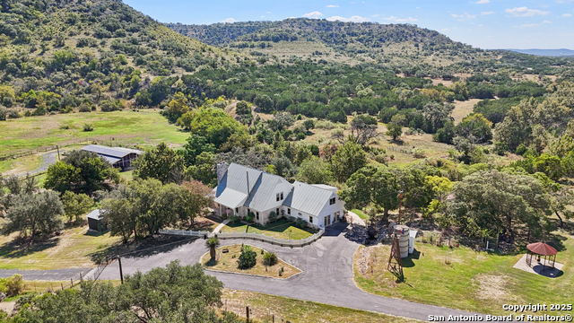 Image 48 of 61 For 4380 Bear Springs