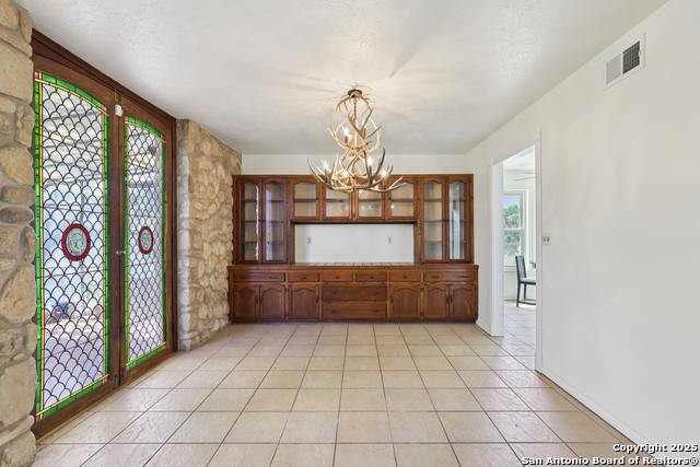 Image 8 of 61 For 4380 Bear Springs