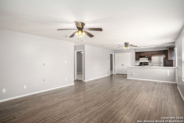 Image 6 of 27 For 5903 Autumn Palms