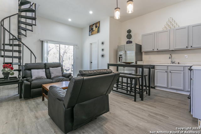 Image 3 of 25 For 130 Forest Mist