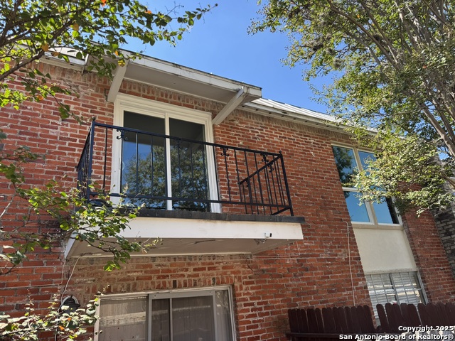 Image 2 of 11 For 6718 Callaghan  Apt 313