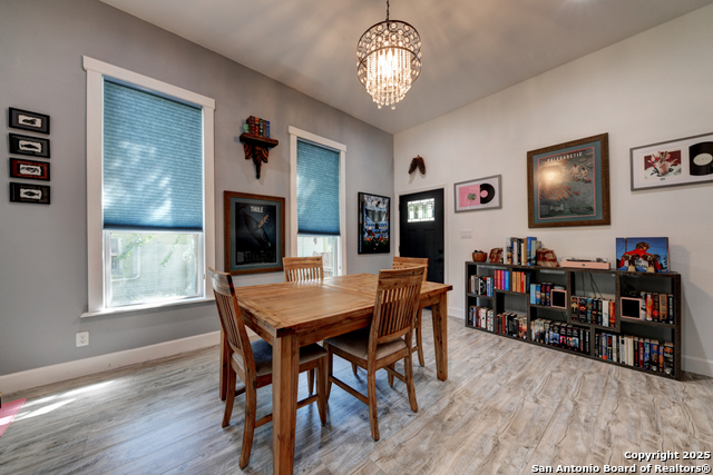 Image 10 of 32 For 435 Belmont