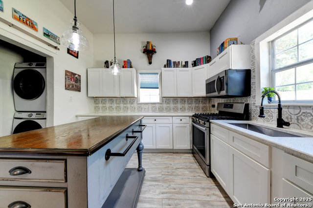 Image 7 of 32 For 435 Belmont