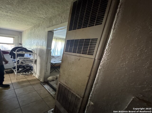 Listing photo id 8 for 545 Cottonwood