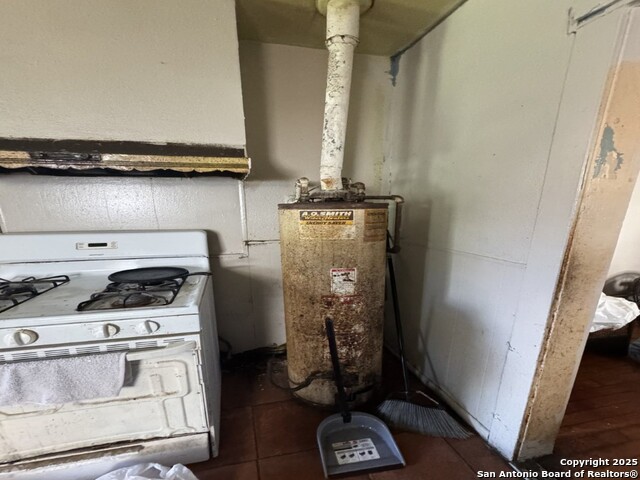 Listing photo id 5 for 545 Cottonwood