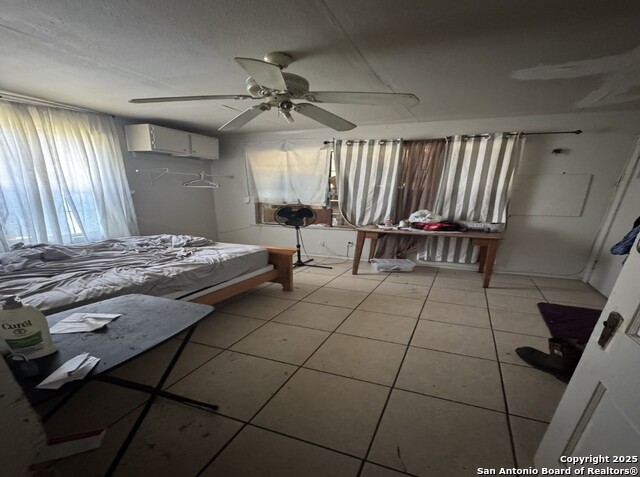 Listing photo id 6 for 545 Cottonwood