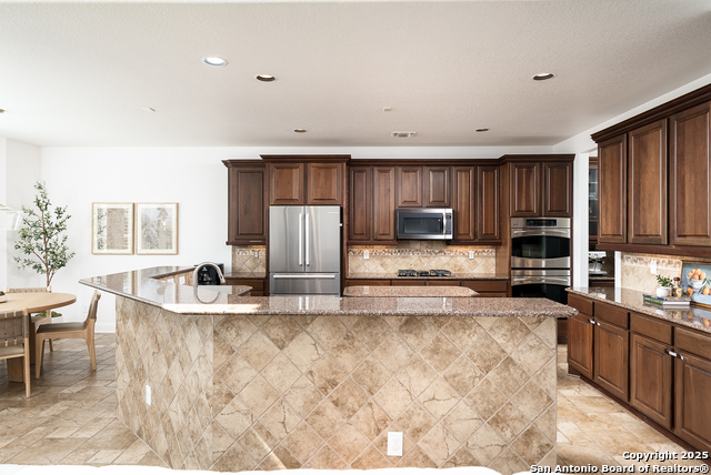 Image 10 of 46 For 24806 Ellesmere